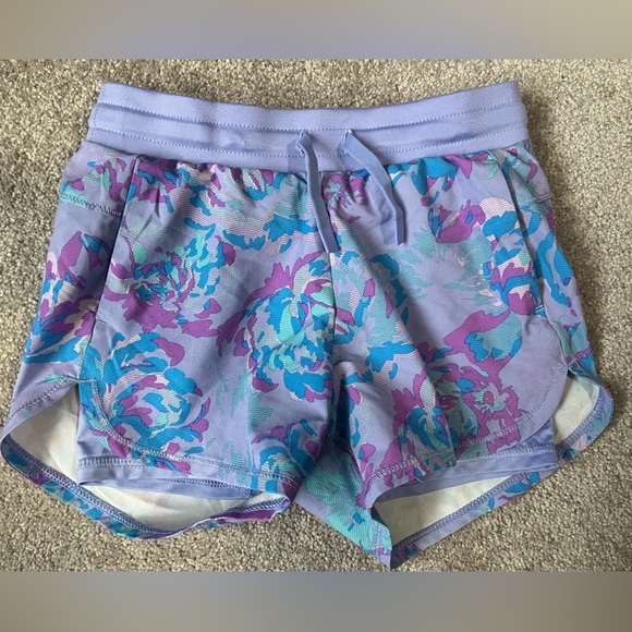 ALL IN MOTION Kid Shorts - Picture 1 of 2